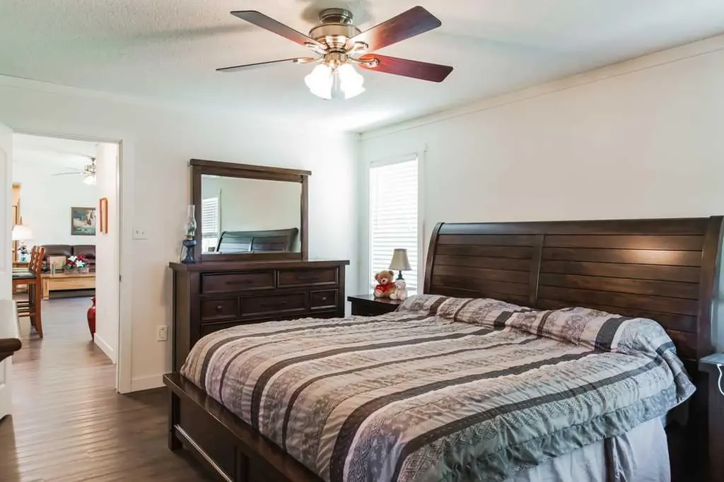 69575 Rge Road 75 Grovedale AB T0H1x0