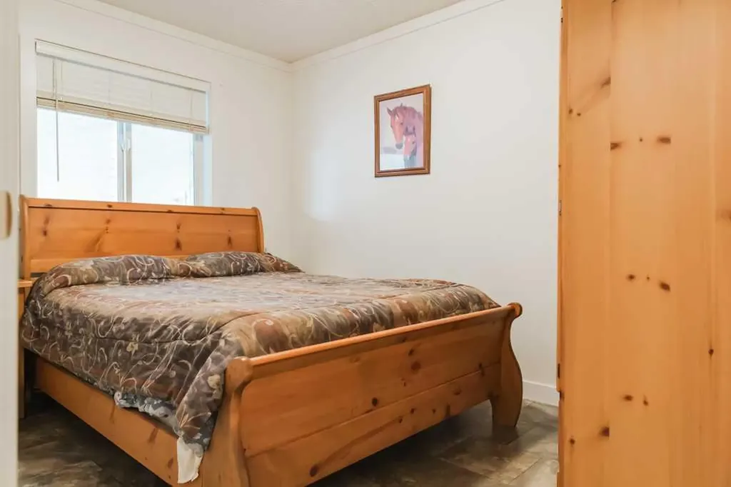 69575 Rge Road 75 Grovedale AB T0H1x0