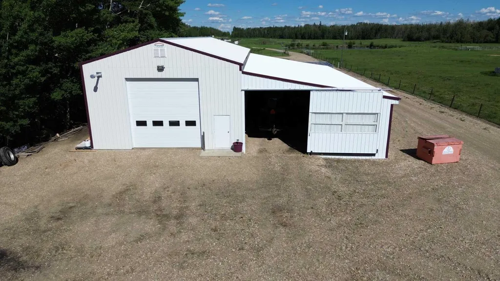 69575 Rge Road 75 Grovedale AB T0H1x0