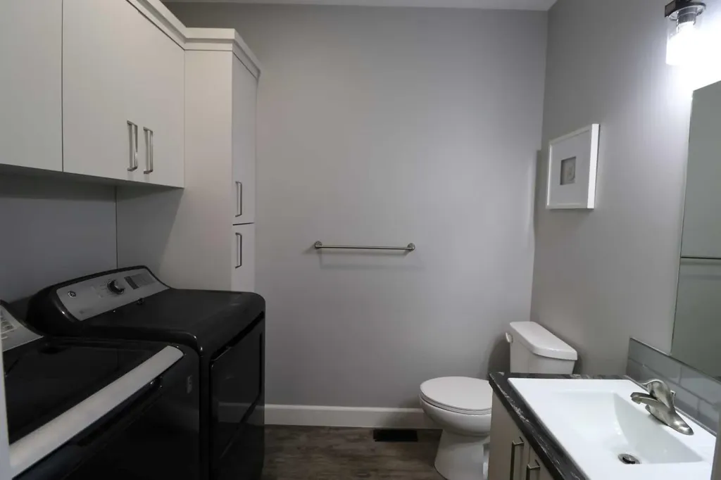 1504 B 19 Avenue Coaldale AB T1M 1A1