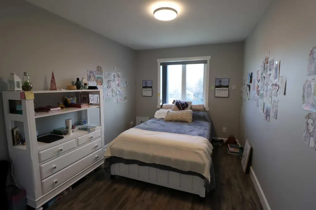 1504 B 19 Avenue Coaldale AB T1M 1A1