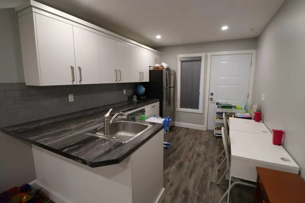 1504 B 19 Avenue Coaldale AB T1M 1A1