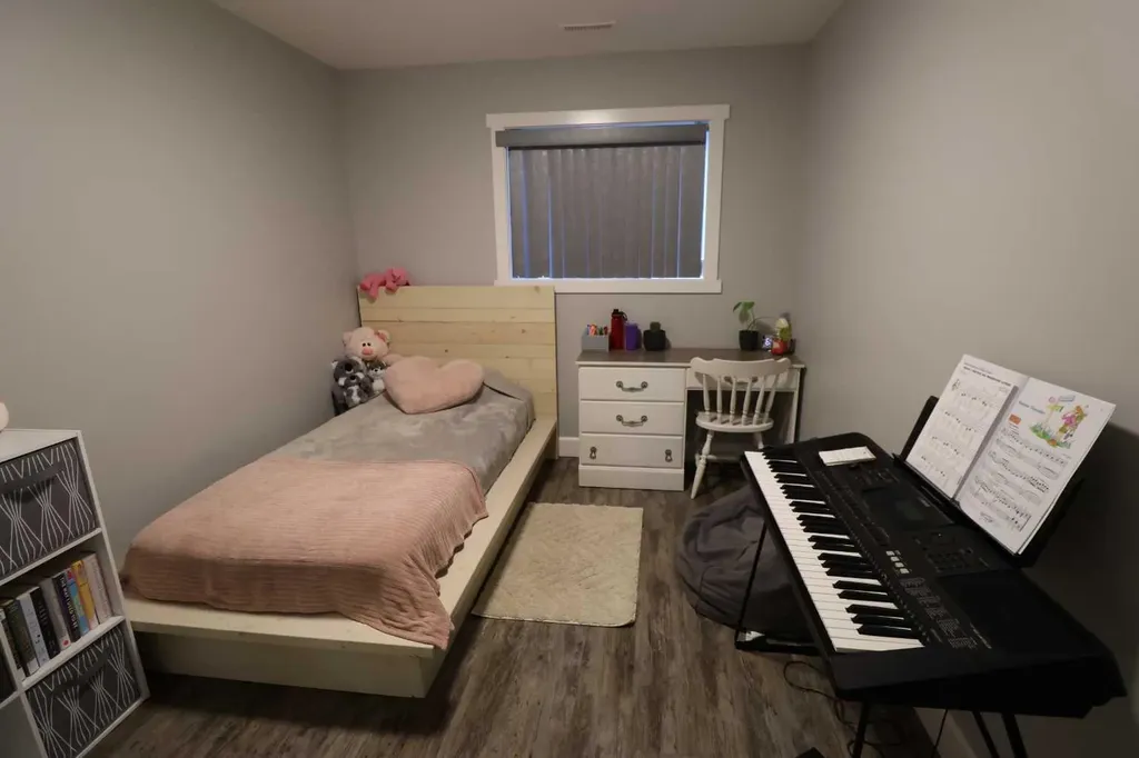 1504 B 19 Avenue Coaldale AB T1M 1A1