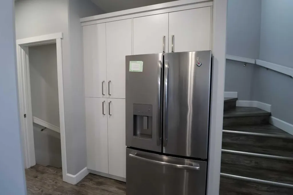 1504 B 19 Avenue Coaldale AB T1M 1A1