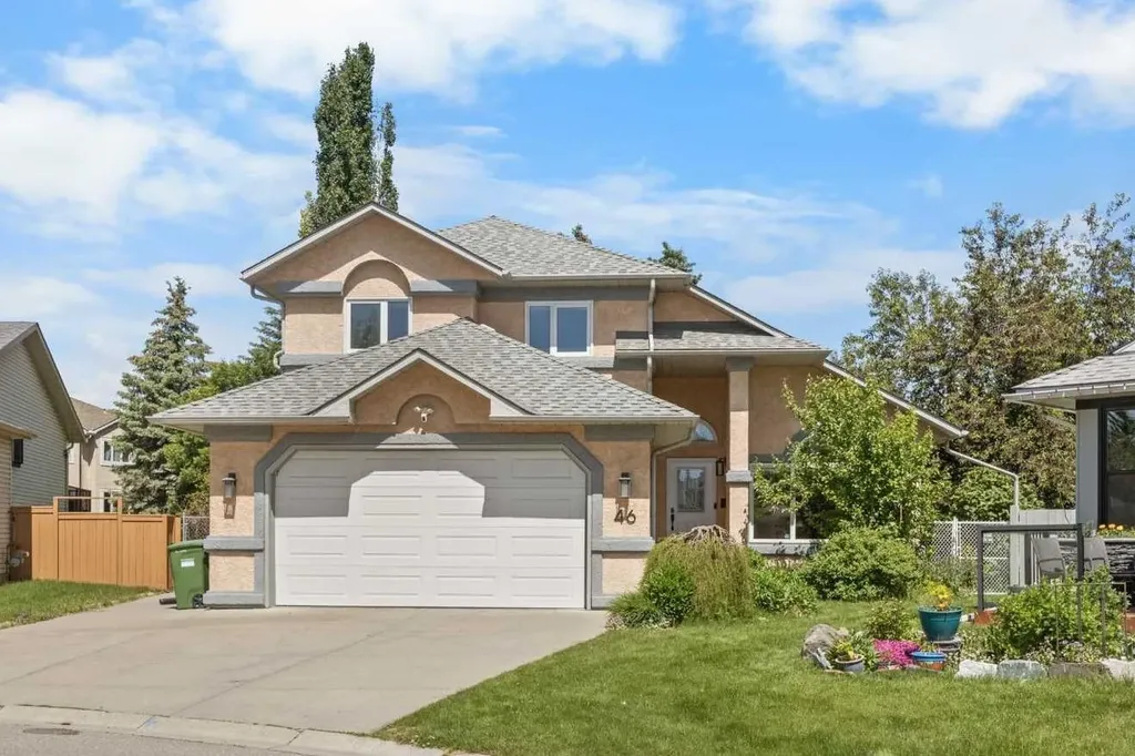 46 Sandalwood Heights NW Calgary AB T3K 4B6