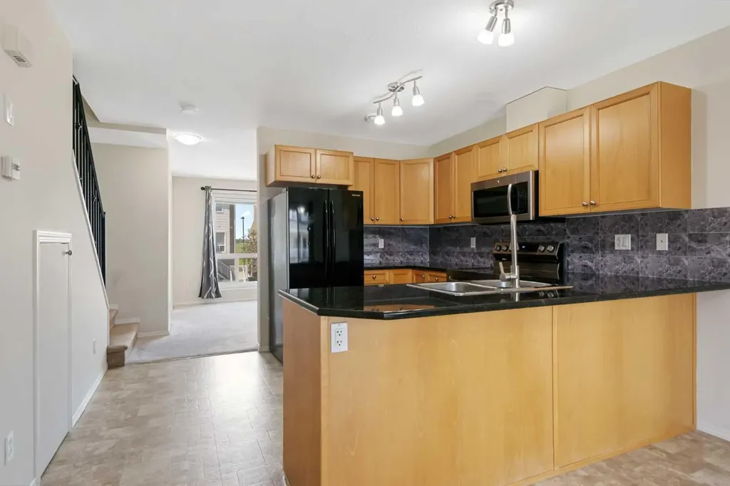 321 Sunrise Terrace NE High River AB T1V 0C3