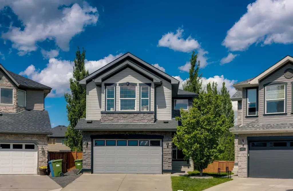 62 Kincora View NW Calgary AB T3R 1M4
