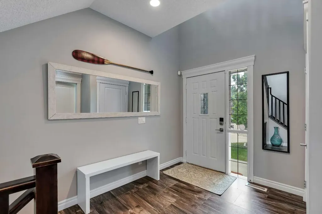 62 Kincora View NW Calgary AB T3R 1M4
