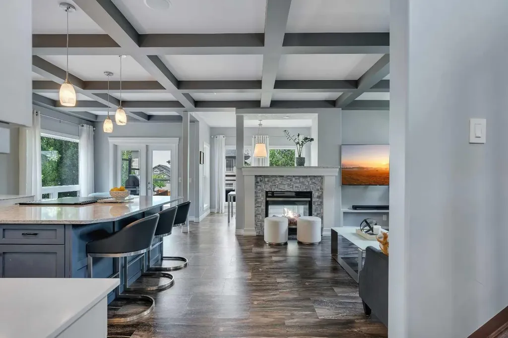 62 Kincora View NW Calgary AB T3R 1M4