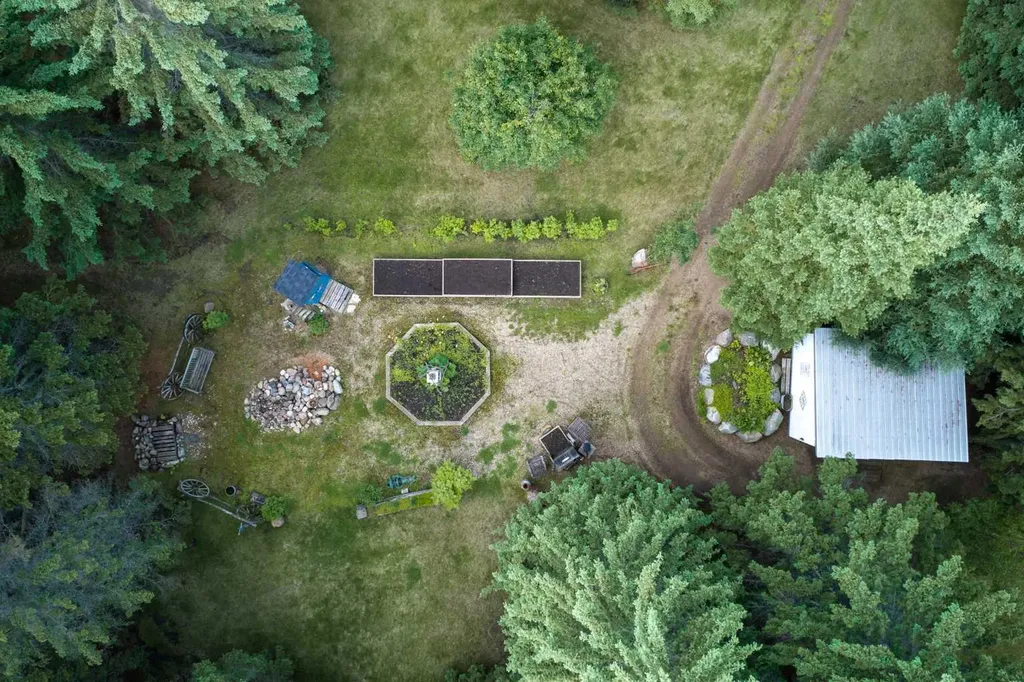 30 Rosetta Road Rural Athabasca County AB T0A0M0
