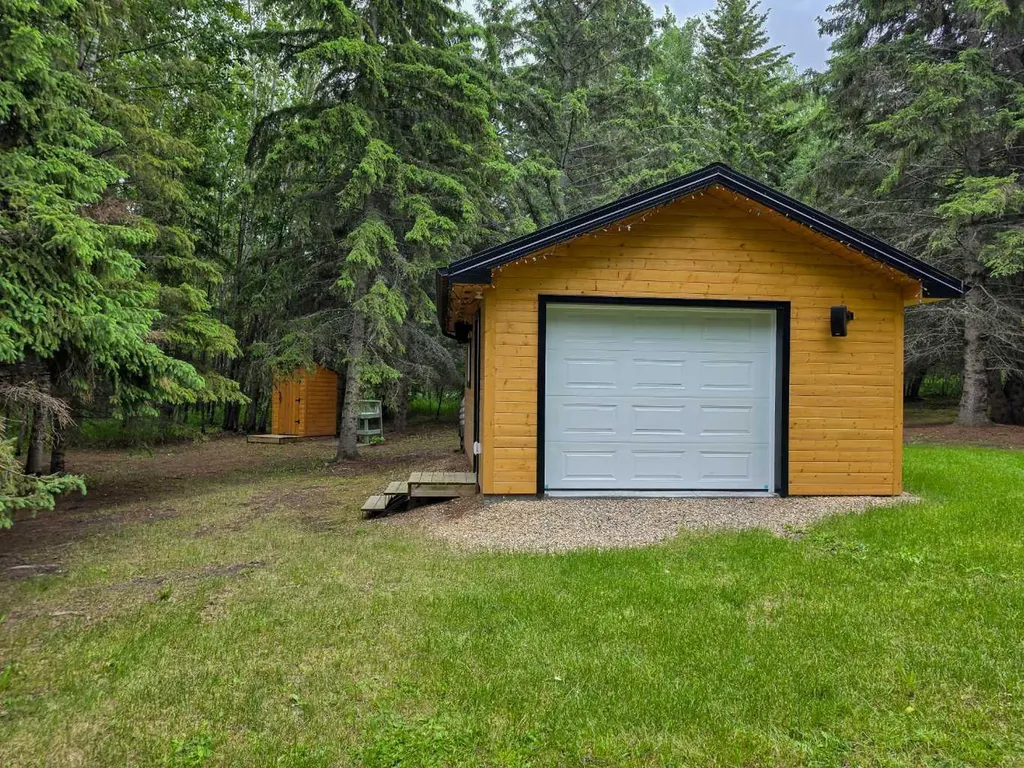 30 Rosetta Road Rural Athabasca County AB T0A0M0