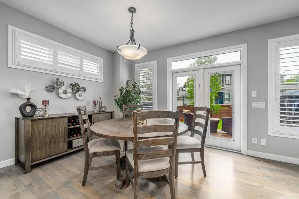 141 Copperpond Bay SE Calgary AB T2Z0R2