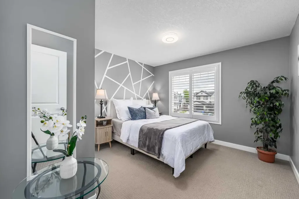 141 Copperpond Bay SE Calgary AB T2Z0R2