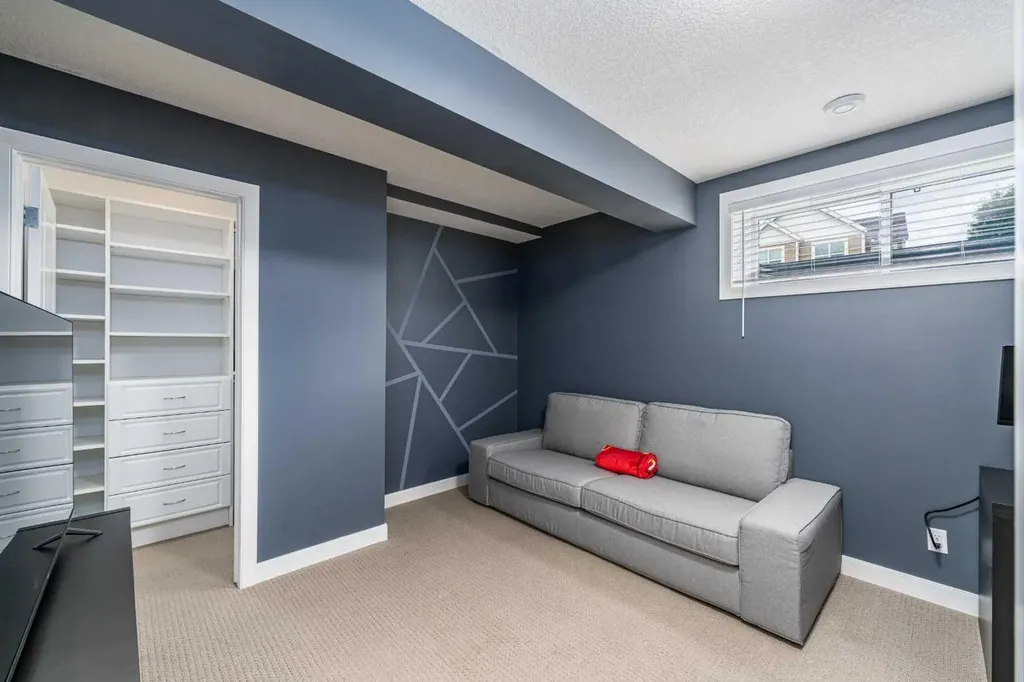 141 Copperpond Bay SE Calgary AB T2Z0R2