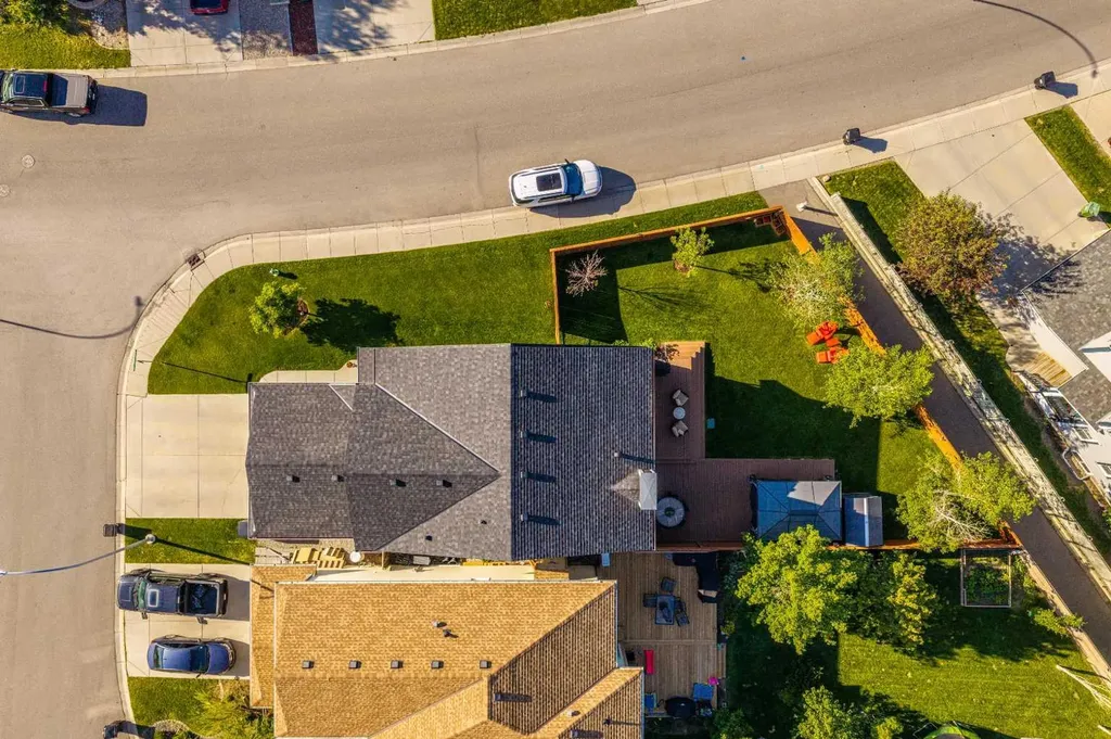 141 Copperpond Bay SE Calgary AB T2Z0R2