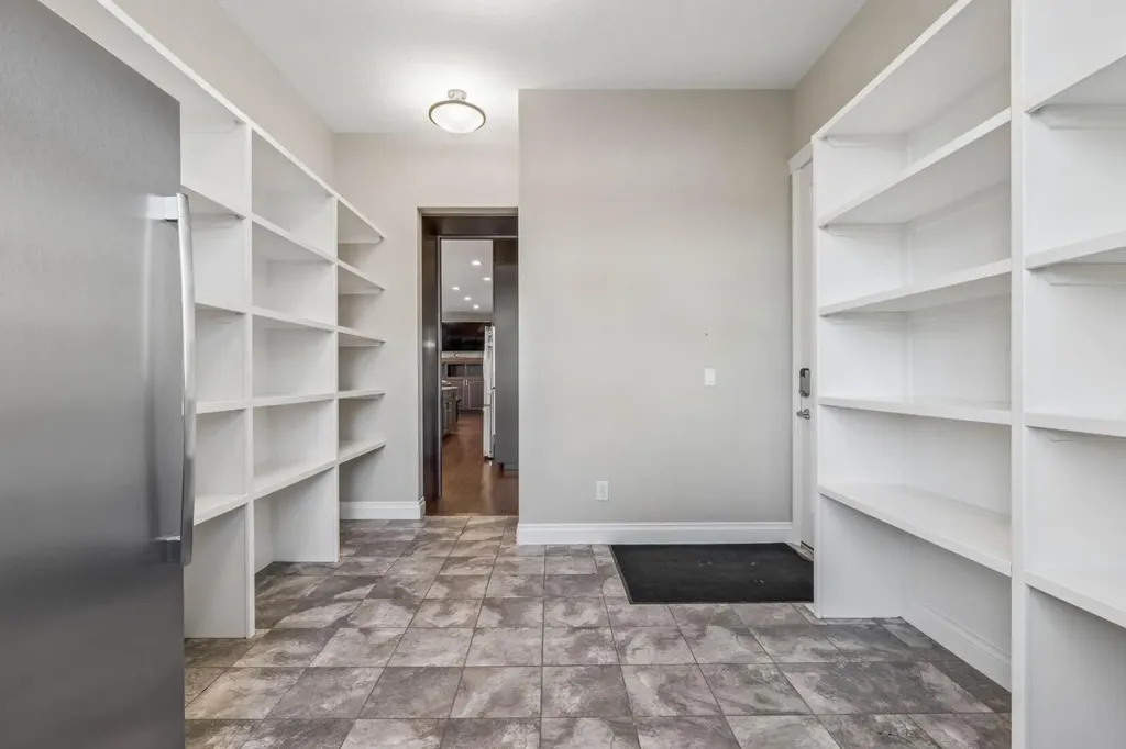 16 Wycliffe Mews Rural Rocky View County AB T3J0c9