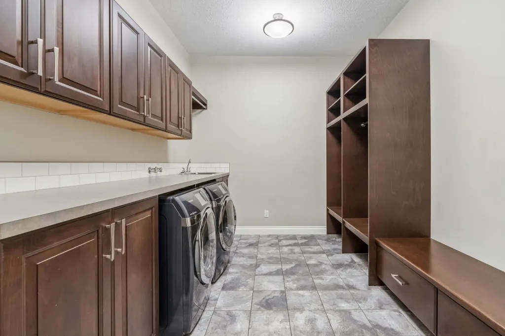 16 Wycliffe Mews Rural Rocky View County AB T3J0c9