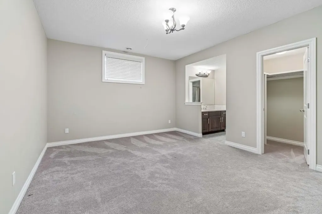 16 Wycliffe Mews Rural Rocky View County AB T3J0c9