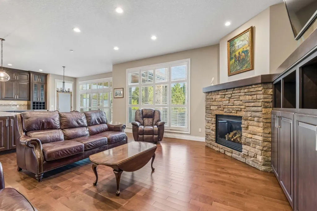 16 Wycliffe Mews Rural Rocky View County AB T3J0c9