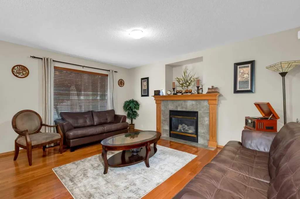 373 Bridlewood Avenue SW Calgary AB T2Y 4H5