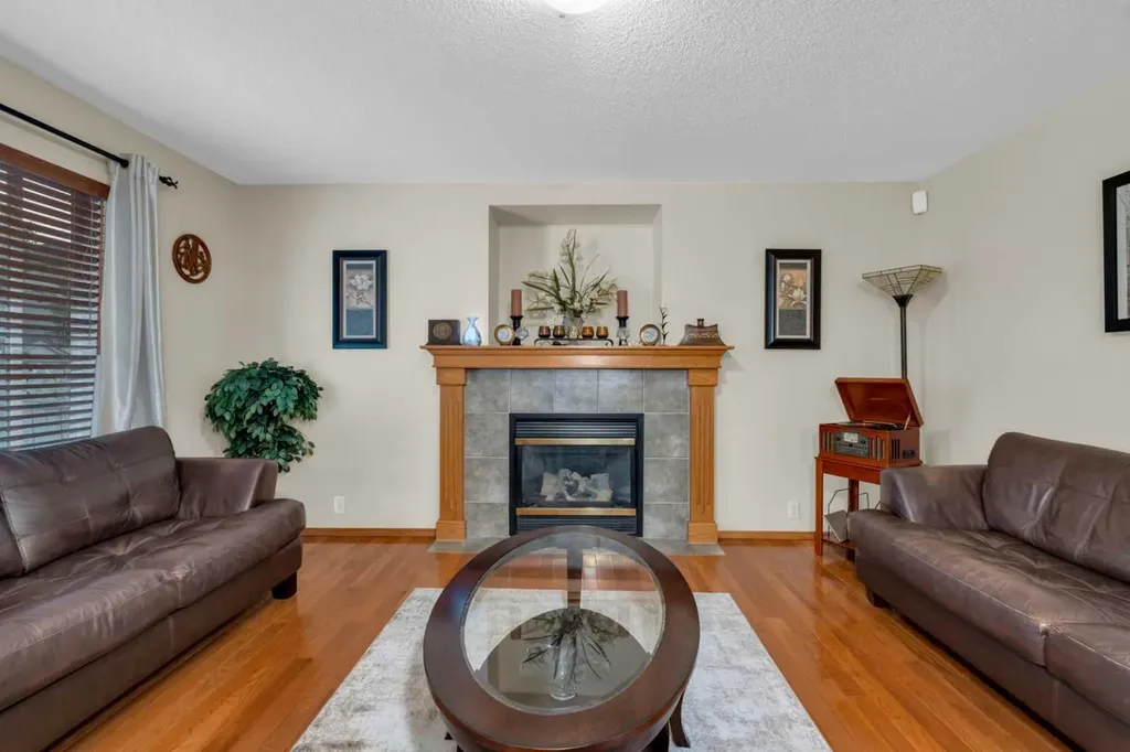 373 Bridlewood Avenue SW Calgary AB T2Y 4H5