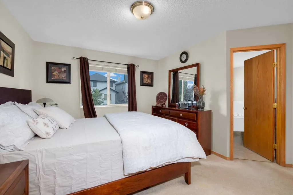 373 Bridlewood Avenue SW Calgary AB T2Y 4H5