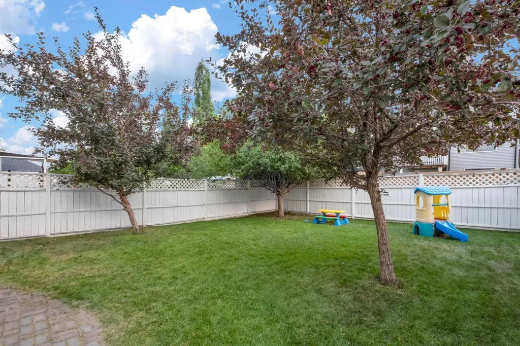373 Bridlewood Avenue SW Calgary AB T2Y 4H5