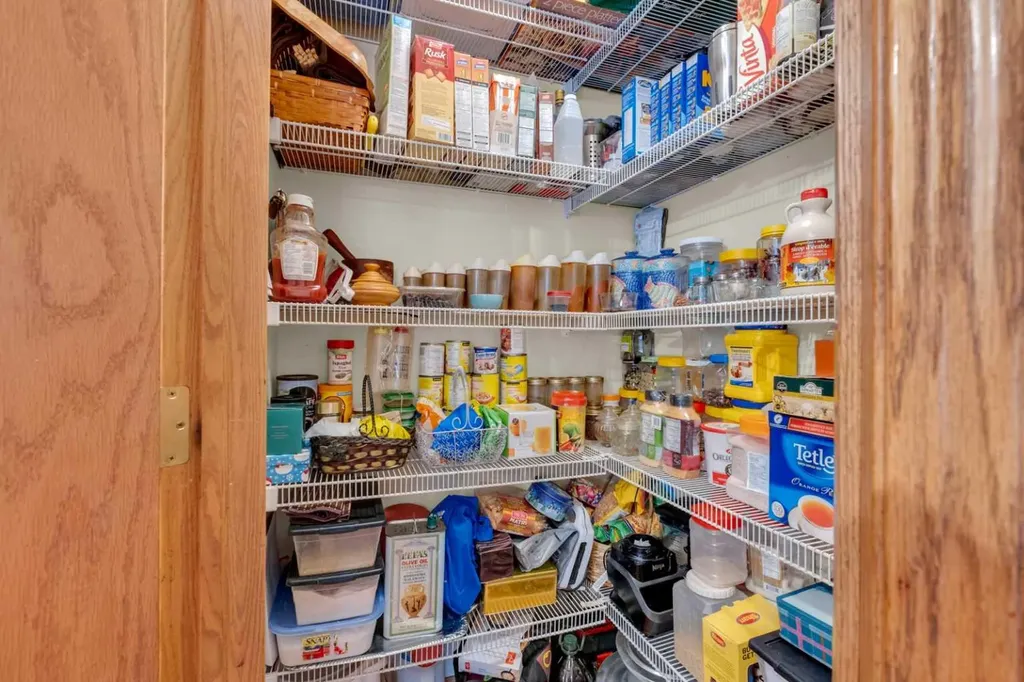 373 Bridlewood Avenue SW Calgary AB T2Y 4H5