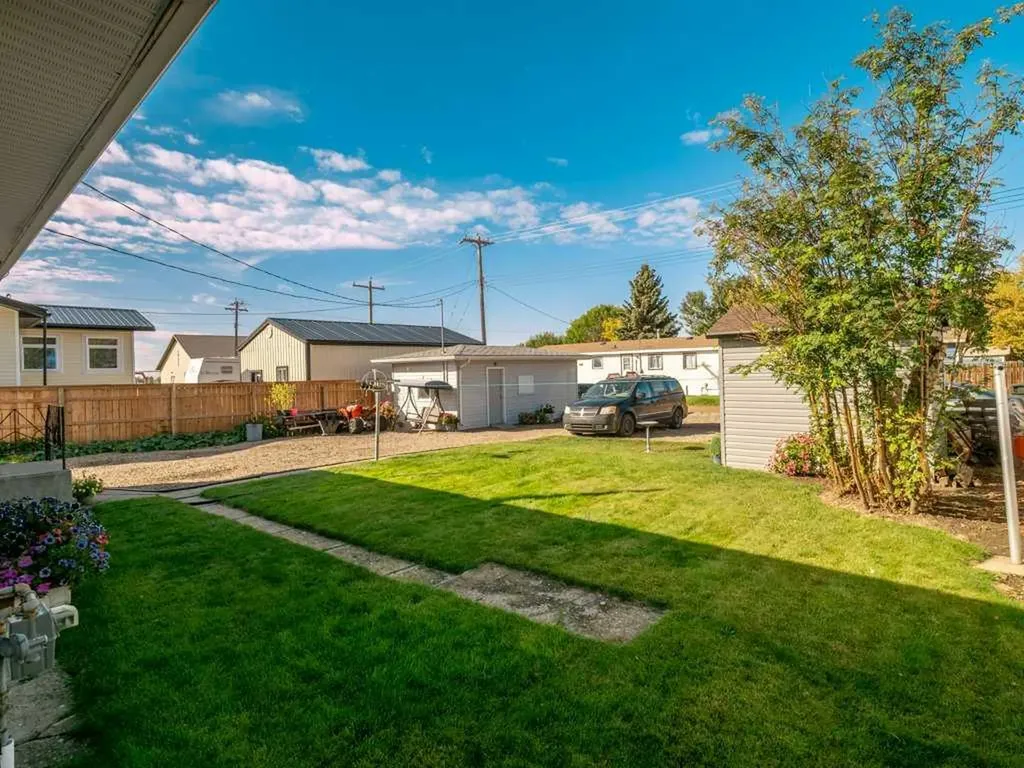 107 9 Street N Vauxhall AB T0K 2K0