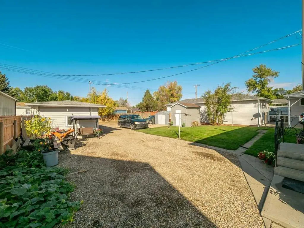 107 9 Street N Vauxhall AB T0K 2K0