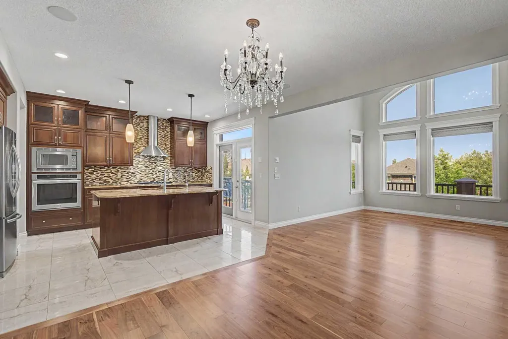 258 Mahogany Place SE Calgary AB T3M 1W3