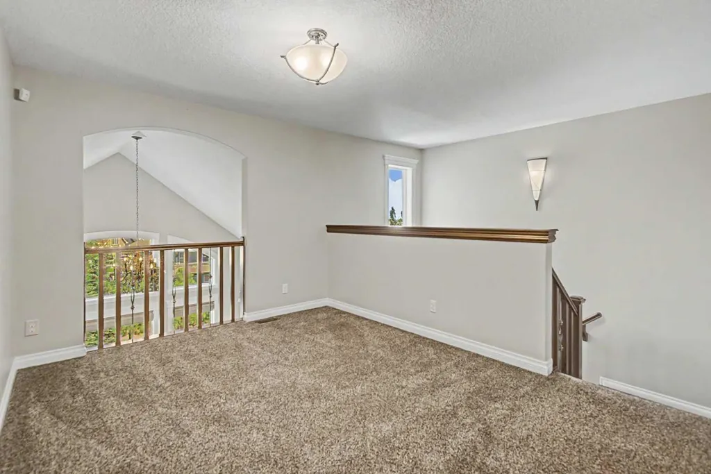 258 Mahogany Place SE Calgary AB T3M 1W3