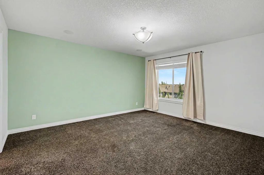 258 Mahogany Place SE Calgary AB T3M 1W3
