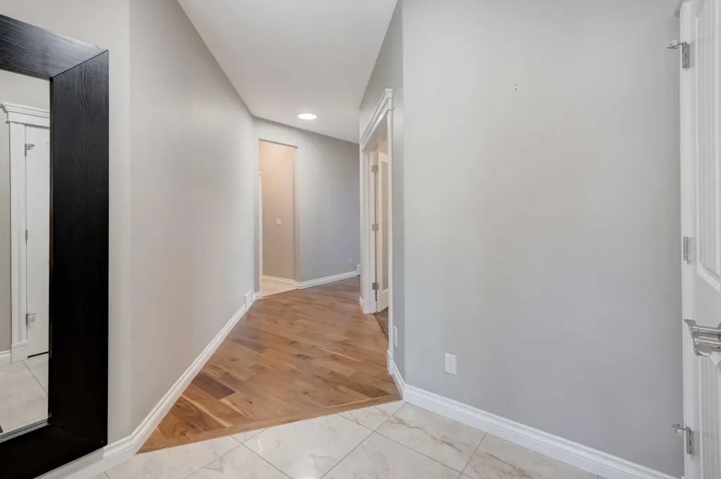 258 Mahogany Place SE Calgary AB T3M 1W3