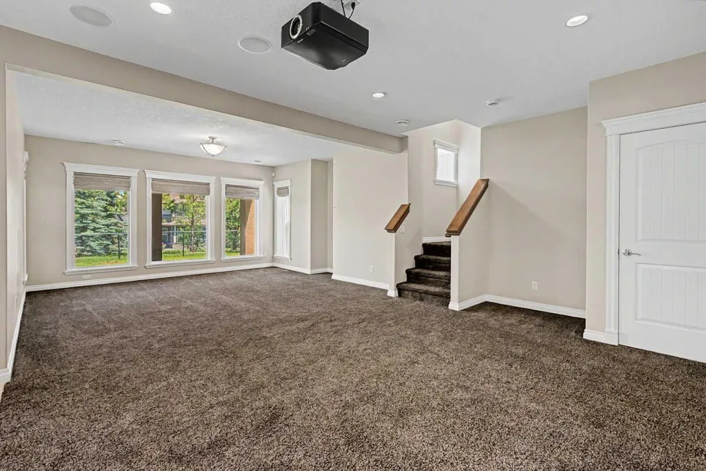 258 Mahogany Place SE Calgary AB T3M 1W3