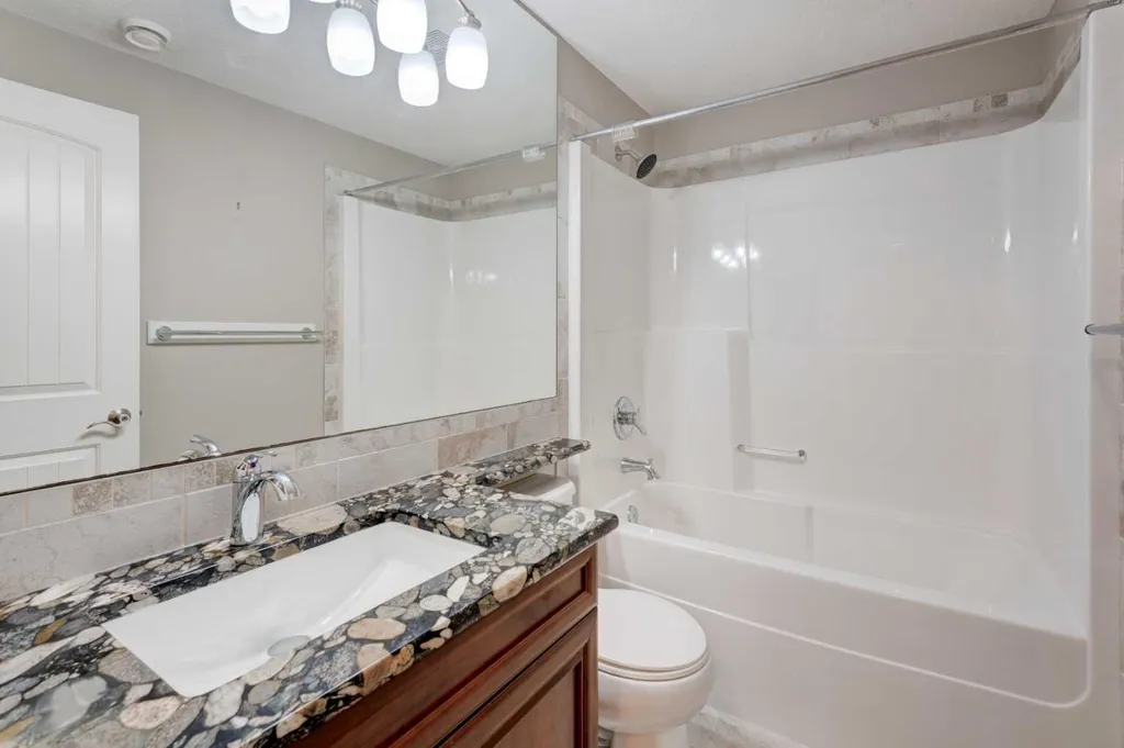 258 Mahogany Place SE Calgary AB T3M 1W3