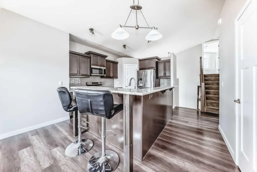 110 Cedar Square Blackfalds AB T4M0B4
