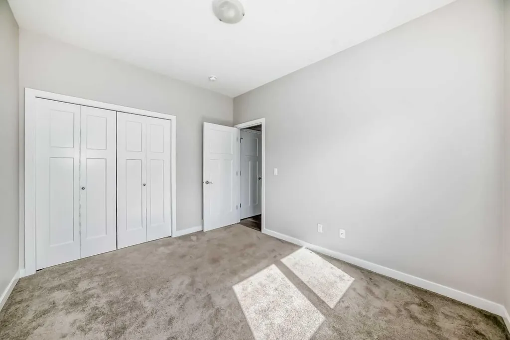 110 Cedar Square Blackfalds AB T4M0B4