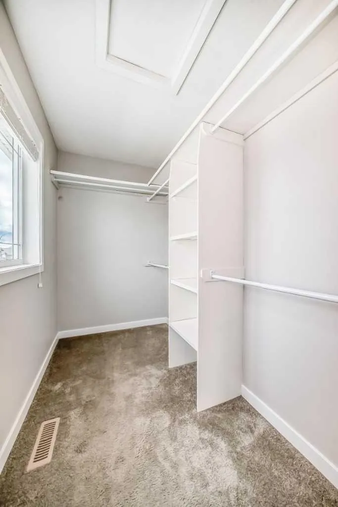 110 Cedar Square Blackfalds AB T4M0B4