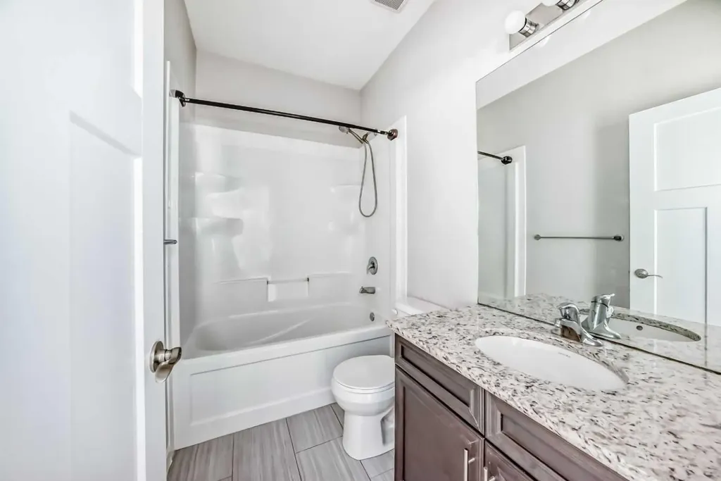 110 Cedar Square Blackfalds AB T4M0B4