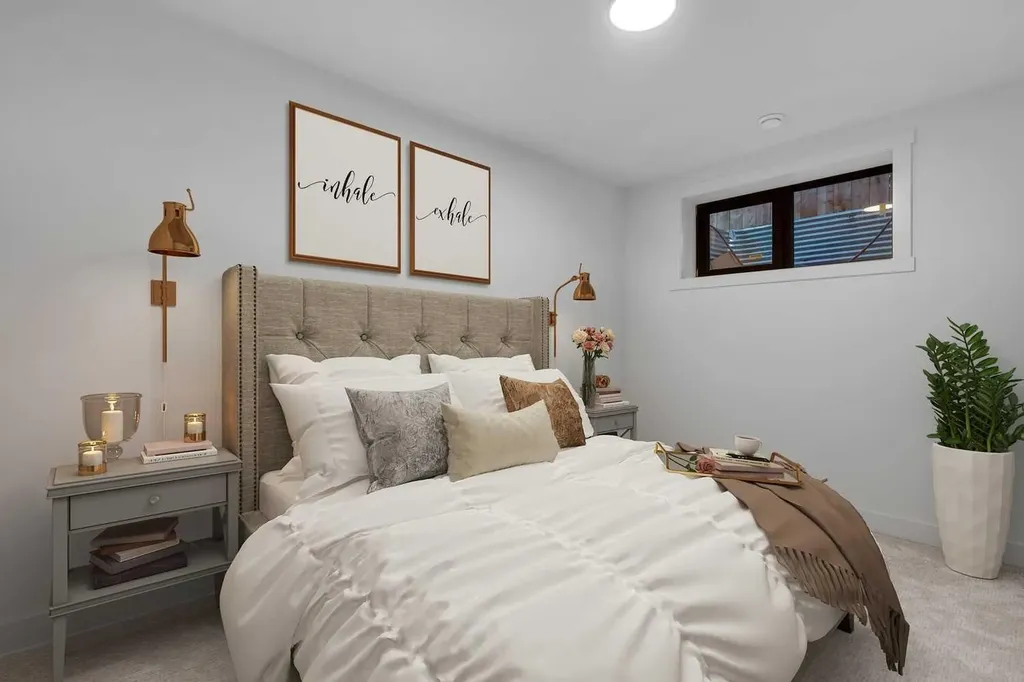 4606 82 Street NW Calgary AB T3B 2P7