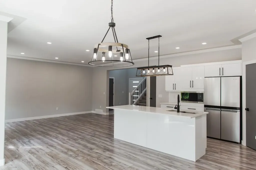 7122 86 Street Grande Prairie AB T8X 0N9