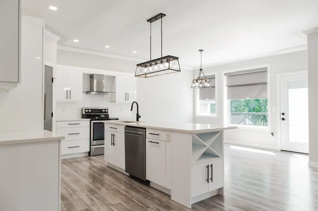 7122 86 Street Grande Prairie AB T8X 0N9