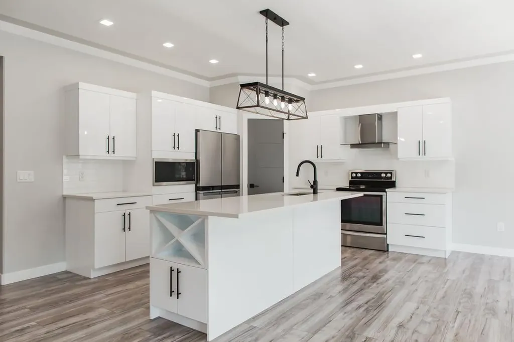7122 86 Street Grande Prairie AB T8X 0N9