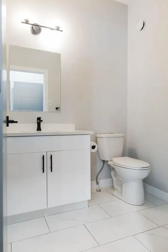 7122 86 Street Grande Prairie AB T8X 0N9