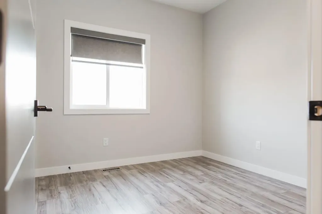 7122 86 Street Grande Prairie AB T8X 0N9