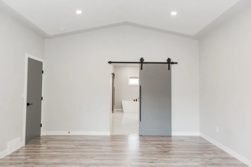 7122 86 Street Grande Prairie AB T8X 0N9