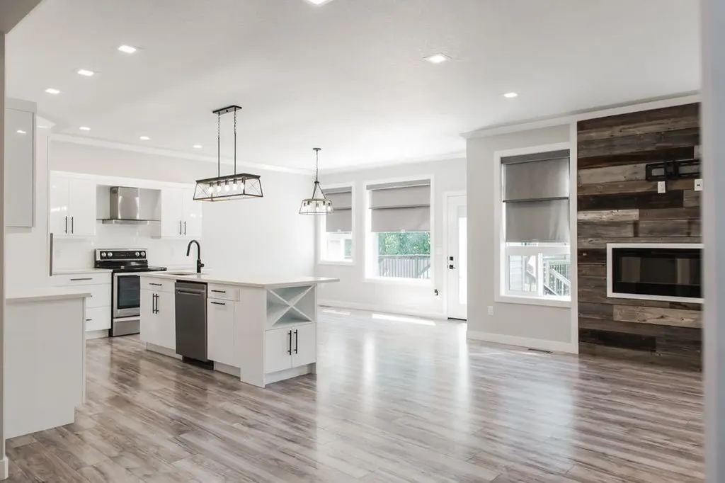 7122 86 Street Grande Prairie AB T8X 0N9