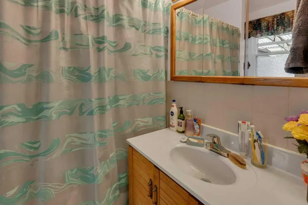 309 4 Avenue Strathmore AB T1P1B4
