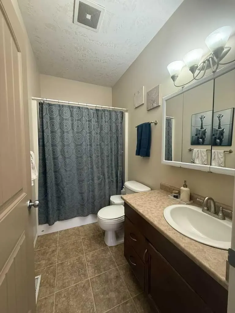 4214 55 Avenue High Prairie AB T0G 1E0